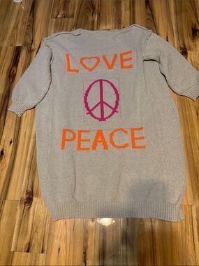 Graphic 'Love Peace' Beige Knit Cardigan with Bright Accents